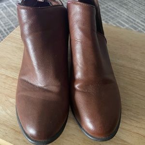 Size 7 brown booties. Worn twice.